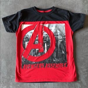 Boys Avengers shirt